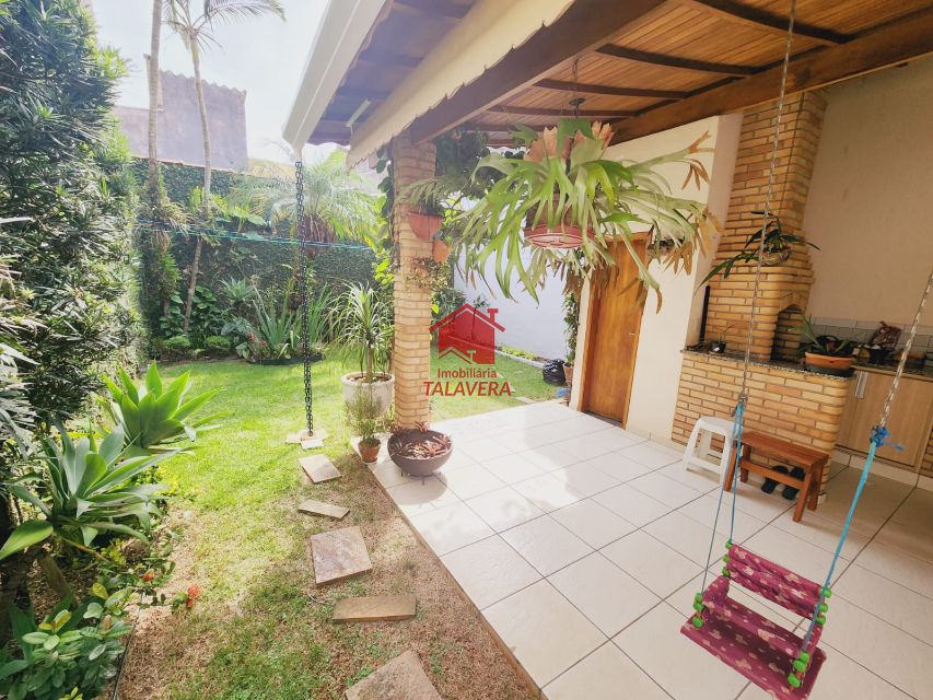 9dc182b5-38e9-4945-880d-917424cd3ee4-TALAVERA SOBRADO Sao Jose 17097 Ótimo Sobrado Residencial / Comercial 


O imóvel encontra-se com fácil próximo da Visconde com acesso a Comércios, Padarias e muito Mais. 


03 dormitórios sendo 01 suíte com closet, 03 banheiros, 01 copa, 01 cozinha, 01 área de serviço, 01 área gourmet arborizada, 01 depósito com 20m .

03 Vagas de garagem.

Vamos visitar?
