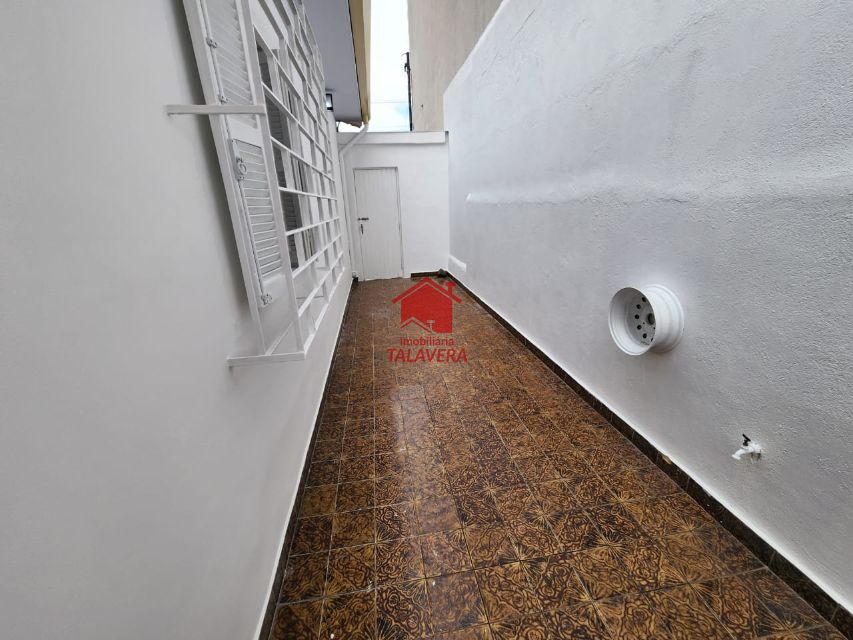 9dd6a5e4-2994-4bbb-a74d-61606436f440-TALAVERA CASA Osvaldo Cruz 19993 Apartamento de 260m² com 02 dormitórios, 01 sala, 01 cozinha ,02 banheiros, 01 copa ,01 área de serviço  01 quintal , 05 vagas  de garagem.

Imóvel fica próximo á Visconde de Inhauma .

Vamos visitar?
