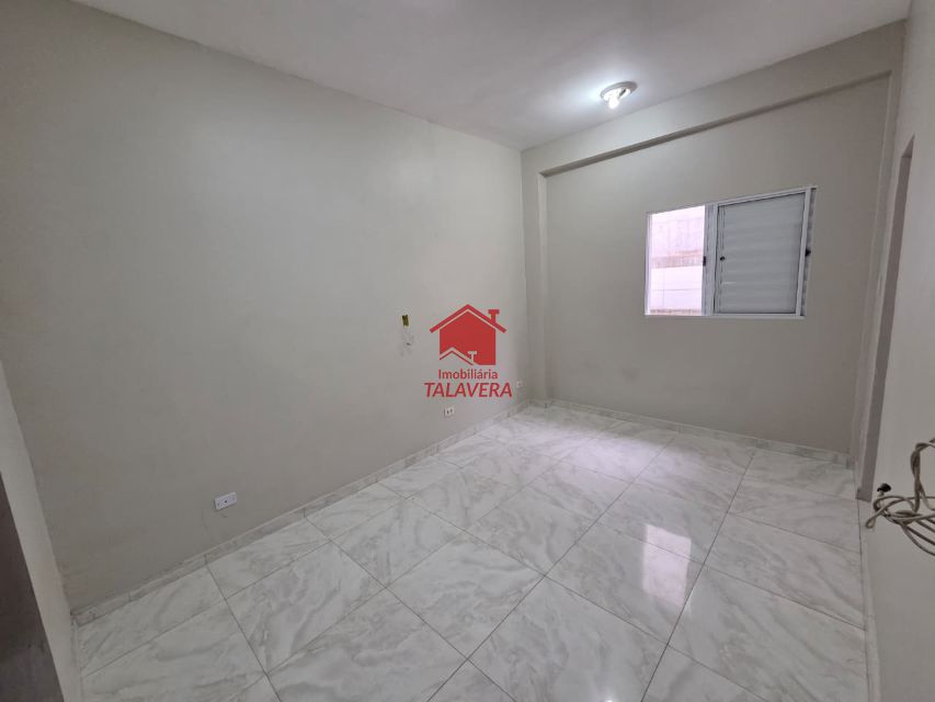 9ef91484-7227-4fdd-b1e2-2c3435a42fd1-TALAVERA CASA Ceramica 20724 Térrea de 150m² com 03 dormitórios sendo 01 suíte , 01 sala, 01 cozinha ,01 banheiro social, 01 área de serviço com churrasqueira, 02 vagas de garagem 

Imóvel fica bem localizado 

Vamos visitar?

