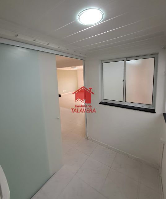 9fb608d0-9211-4a98-895d-5094d26c99cd-TALAVERA APARTAMENTO Osvaldo Cruz 19878 Dimensões, características e localização do imóvel:

Apartamento com planejados de 76,12m² com 02 dormitórios - 01 sala para 02 ambientes - 02 banheiros - 01 área de serviço – 01 vaga determinada.

Apartamento arejado - planejados - piso de porcelanato em todo apto - somente escada

Imóvel fica próximo do comércio da rua Visconde de Inhaúma, Parque Chico Mendes, Park Shopping São Caetano e Hospital São Luiz.

Vamos visitar?
