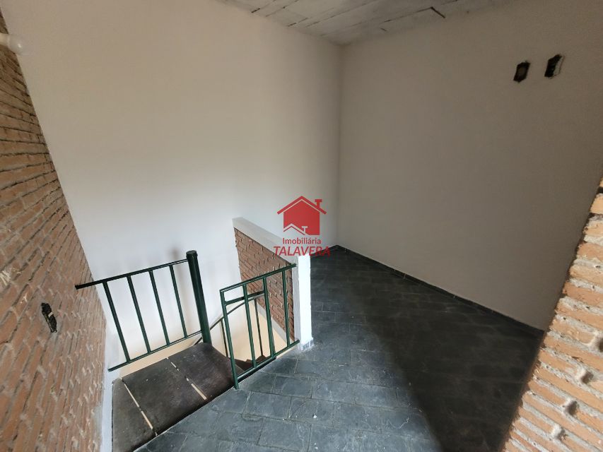 a2f68e93-91b6-449c-a9b5-f032c7d1beef-TALAVERA KITNET Santo Antonio 17850 KIT NET 

01 DORMITÓRIO,01 SALA,01 COZINHA 01 W.C,01 ÁREA DE SERVIÇO.

Condomínio :110,00
Iptu : 29,98
Tx Lixo :19,65