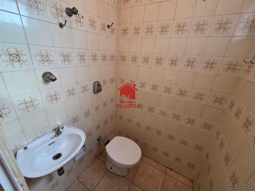 a3b1c80d-e90a-4fa0-bfd6-2b6110198ef5-TALAVERA APARTAMENTO Osvaldo Cruz 20653 Apartamento de 100m² com 03 dormitórios, 01 sala para 02 ambientes, 01 cozinha ,01 banheiro social,01 lavabo , 01 área de serviço, 01 vaga de garagem 

Imóvel fica bem localizado .

Vamos visitar?
