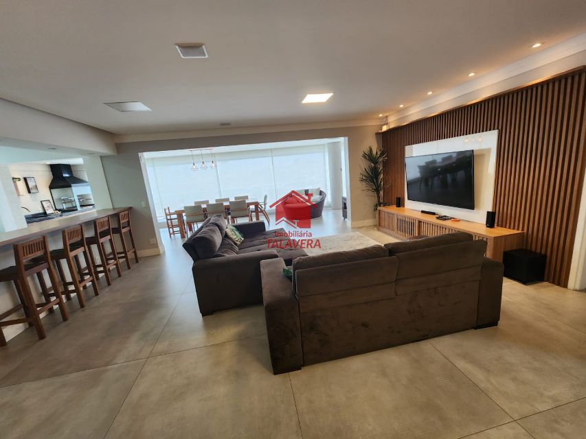 a5e328b9-833c-44b8-94d2-fd527f3c9b43-TALAVERA APARTAMENTO Ceramica 18665 Dimensões, características e localização do imóvel:

Porteira fechada
198m² varanda gourmet - lazer completo
04 suítes - sala ampla - varanda gourmet - cozinha americana - lavabo - 03 vagas.

Vamos visitar?