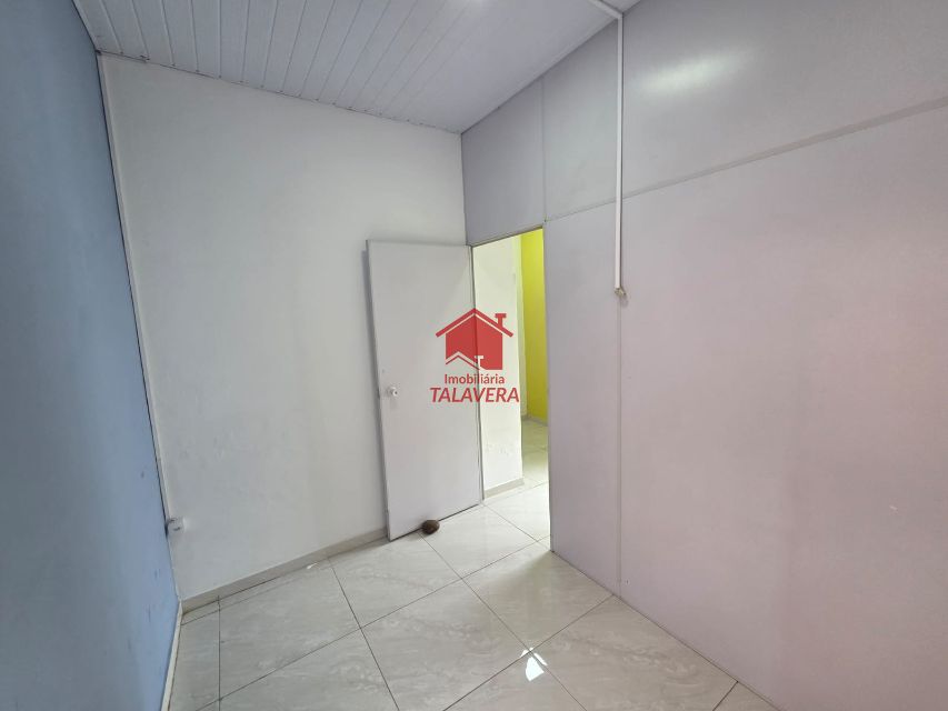 ab6d8732-d28e-4c9b-b4cb-e90268895d5d-TALAVERA SALAO COMERCIAL Ceramica 21047 Comercial com 40m
01 w.c
água e luz dividem 