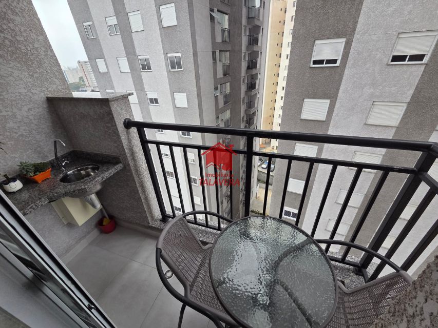 abaeac72-8d6e-498a-b264-78acece2ae6d-TALAVERA APARTAMENTO Centro 20462 Apartamento para venda no Centro de São Bernardo do Campo - SP.

48m 
02 dormitórios - sala 02 ambientes - cozinha conceito aberto com planejado - banheiro social - área de serviço - 01 vaga coberta. Lazer completo.

480.000,00 venda
630,00 condomínio
112,00 IPTU

Vamos agendar uma visita?
(11) 4232-2236
(11) 9.9270-1054