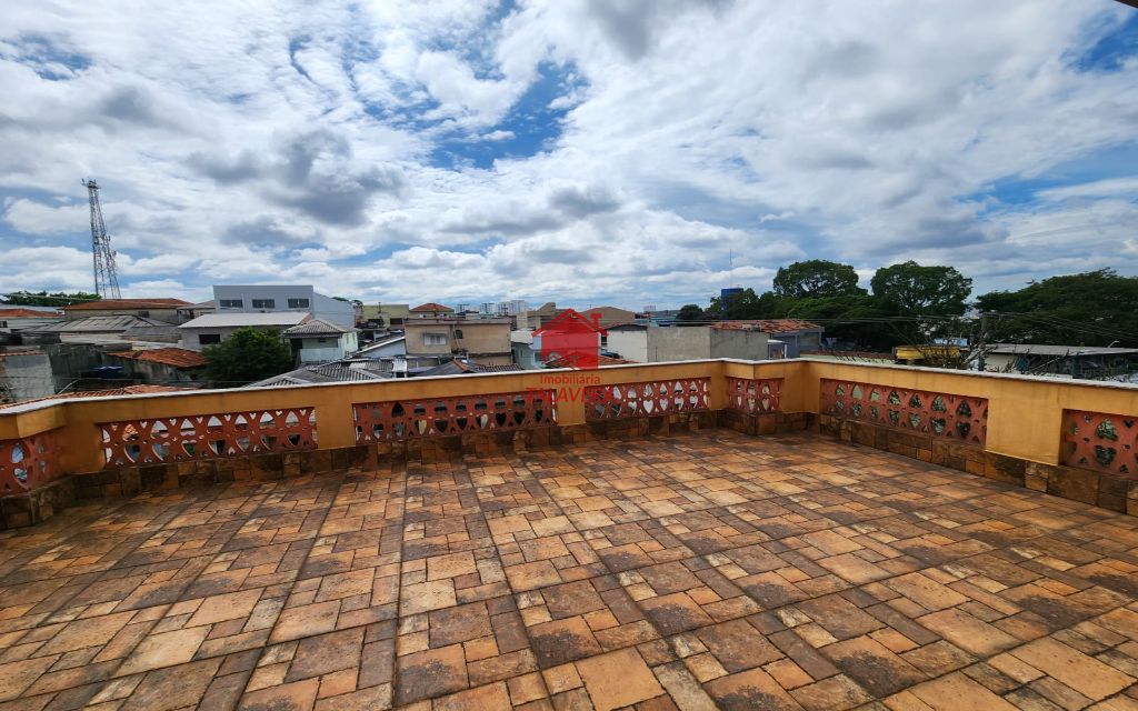 acd6c76f-6482-4265-b20d-48f3865018da-TALAVERA CASA Nova Gerty 14747 Ótimo Imóvel Residencial e/ou Comercial!

A região é ótima para você que busca praticidade, segurança e entretenimento, agende já uma visita!

Dimensões e características do Imóvel:
Área Construída: 572m²
Frente: 8,00m²
Fundos: 27,00m²
6 Banheiros - 5 Dormitórios - 1 Suíte - 15 Vagas - Área Gourmet (Churrasqueira) - Cozinha - Elevador - Interfone - Sacada - Sala 2 ambientes - Salão de Festa. 

Vamos visitar?