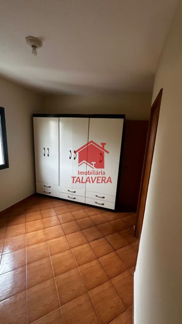 ae6c7b9a-f833-43ce-ab2c-f9f6f7c98995-TALAVERA APARTAMENTO Santa Maria 21160 Apartamento de125,28m² com 03 dormitórios sendo 01 suíte com armários, 01 sala para 02 ambientes, 01 cozinha planejada, 01 banheiro social, 01 área de serviço.

02 vagas de garagem 

Prédio com elevador , portaria , salão de festas e jogos


Imóvel fica bem localizado .

Vamos visitar?
