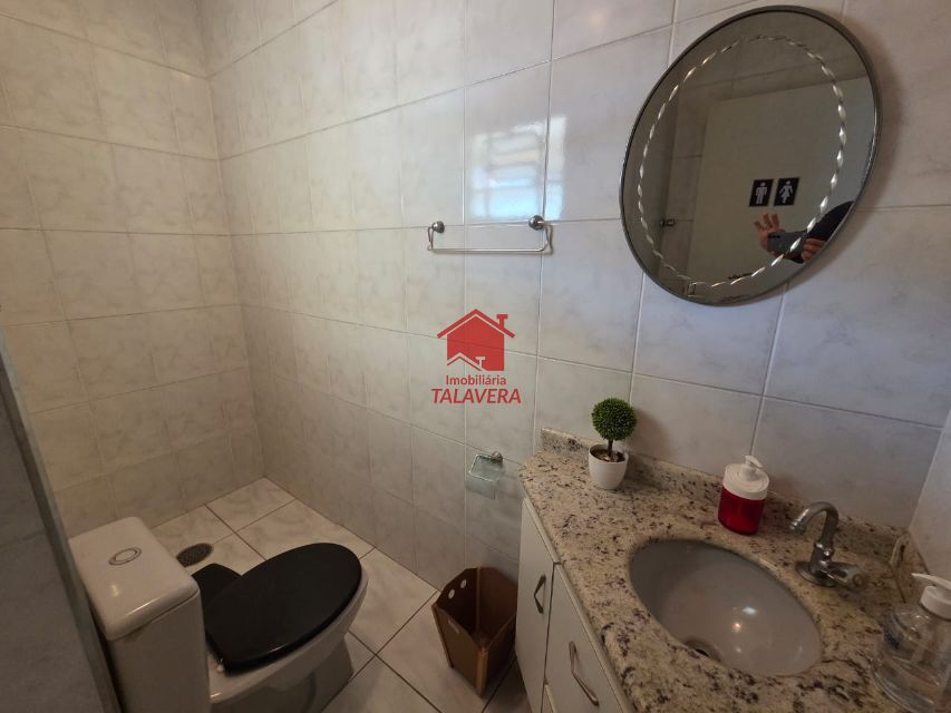 aef61511-70d0-4d00-9fd6-f5553c2b8ad8-TALAVERA COMERCIAL Santa Paula 20252 Sala Comercial com 15 m ² 

01 banheiro compartilhado 
01 recepção 


Ramo Estética ou Saúde  



Imovel fica bem localizado 


Vamos Visitar ?

