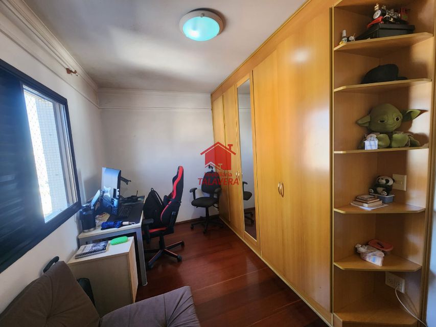 aefaee60-300a-4e07-8492-e2e6937b8d27-TALAVERA APARTAMENTO Ceramica 19714 Andar alto
Apartamento com 107m
03 dormitórios sendo 01 com suíte - sala 02 ambientes com sacada - cozinha - 02 banheiros - área de serviço - 02 vagas. Prédio com elevador, salão de festas e piscina. 