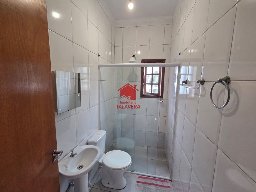 b19a6979-3d54-4b6f-afa7-8fba5fb002f3-TALAVERA CASA ASSOBRADADA Santa Paula 20830 Casa Assobradada  de 90m² com 01 dormitório , 01 sala,01 cozinha ,02 banheiros ,01area de serviço.

Sem Vaga de garagem 

Imóvel fica bemlocalizado

Vamos visitar?

