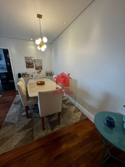 b20deaa4-58d9-48ad-a3e3-d8080bb64dca-TALAVERA APARTAMENTO Santa Maria 18640 Dimensões, características e localização do imóvel:

112m²
planejado - lazer completo
03 dormitórios (01 suíte) - sala ampla - varanda gourmet - 01 cozinha - 01 banheiro social - 01 área de serviço – 02 vagas - depósito.

Vamos visitar?