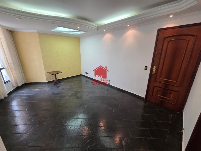 b2271b84-7ceb-4df1-93b8-1f401a7d4fd3-TALAVERA APARTAMENTO Ceramica 20562 Apartamento com 75m com 02 dormitórios c/ armários (01 suíte) - 01 cozinha planejada - 01 sala com 02 ambientes - 01 banheiro social - 01 área de serviço. 02 vagas. Prédio com elevador. 




Otima localização 



Vamos Visitar ?