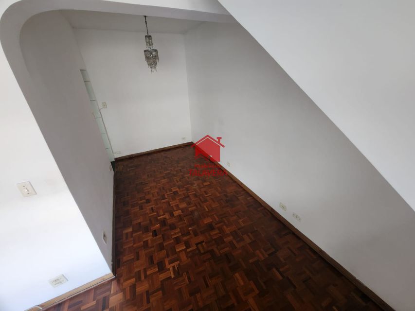 b26337df-eea5-4055-885c-8d87bb115be2-TALAVERA SOBRADO Osvaldo Cruz 19208 02 dormitórios - 01 sala com 02 ambientes - cozinha - banheiro social - lavabo - área de serviço - laje com 25m² - 01 vaga.