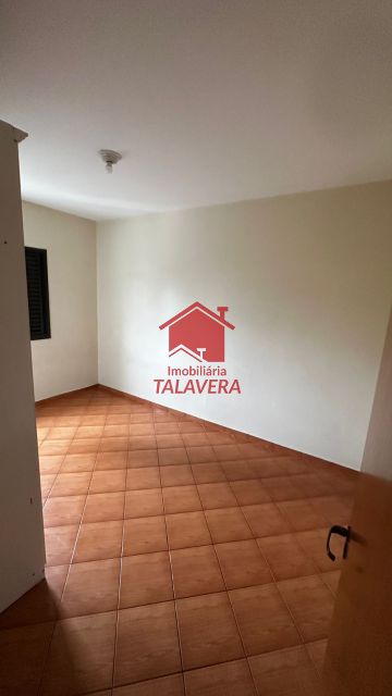 baea22a0-3b1e-4681-915f-d0fd8fb93b56-TALAVERA APARTAMENTO Santa Maria 21163 Apartamento de125,28m² com 03 dormitórios sendo 01 suíte com armários, 01 sala para 02 ambientes, 01 cozinha planejada, 01 banheiro social, 01 área de serviço.

02 vagas de garagem 

Prédio com elevador , portaria , salão de festas e jogos


Imóvel fica bem localizado .

Vamos visitar?
