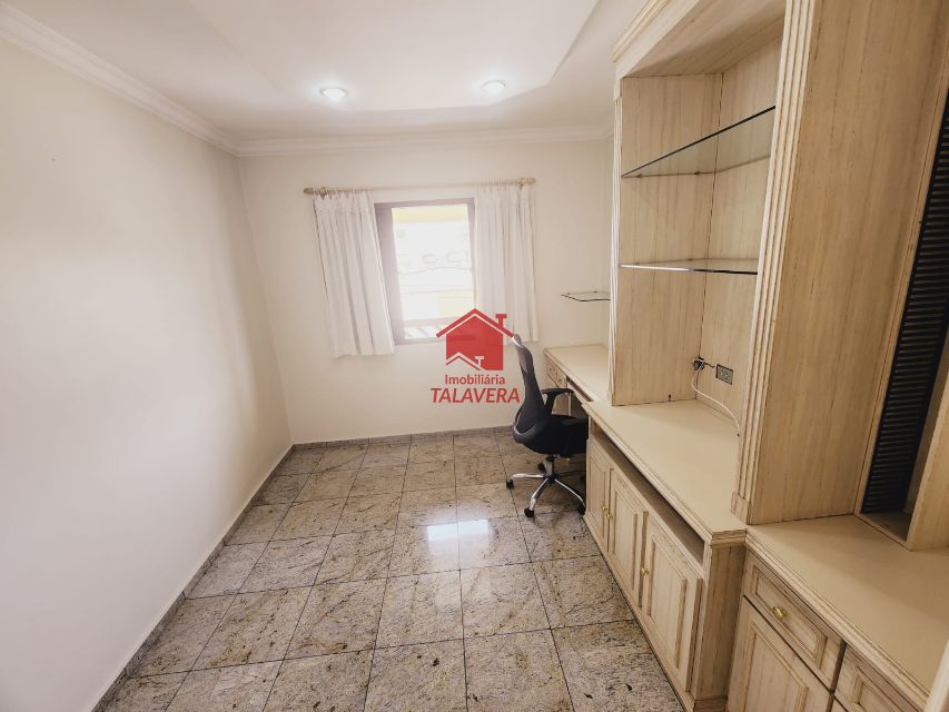 bf03bb7e-c05e-4796-b063-ac615c9dd036-TALAVERA SOBRADO Sao Jose 17106 Ótimo Sobrado Residencial / Comercial 


O imóvel encontra-se com fácil próximo da Visconde com acesso a Comércios, Padarias e muito Mais. 


03 dormitórios sendo 01 suíte com closet, 03 banheiros, 01 copa, 01 cozinha, 01 área de serviço, 01 área gourmet arborizada, 01 depósito com 20m .

03 Vagas de garagem.

Vamos visitar?
