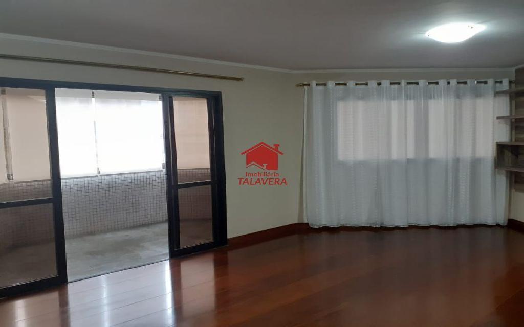 TALAVERA APARTAMENTO Santo Antonio 6015 APARTAMENTO 230m², 04 dormitórios com 02 suítes, 05 w.cs, 01 sala ampla, varanda com vidro e cortina, 01 cozinha com ilha, 01 área de serviço, 01 dormitório de empregada e 02 vagas grandes para carro.