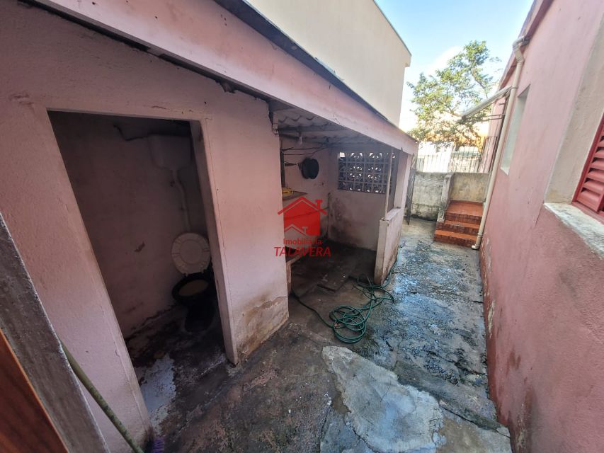 c77c1653-970e-45a7-979d-f9dd3dda52bb-TALAVERA CASA Osvaldo Cruz 19667 Casa térrea  de 80m² com 02 dormitórios, 01 sala, 01 cozinha ,01 banheiro , 01 área de serviço, 01 quintal, 02 vagas de garagem.

Imóvel fica bem localizado .

Vamos visitar?

