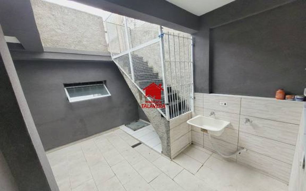 c92b2b57-6311-4703-b185-7c938dbed91d-TALAVERA COMERCIAL Sao Jose 16780 Ótimo Sobrado Residencial / Salão Comercial!

O imóvel encontra-se com fácil acesso ao Bar do Peixe e na frente o Parque Bosque do Povo e a poucos metros tem acesso a Comércios, Padarias e muito Mais. 

A região é ótima para você que busca praticidade, segurança e entretenimento, agende já uma visita!

Principais características:
02 Dormitórios, 01 Sala, Anti Sala / Hall entrada, 01 Cozinha c/ móveis, 02 Banheiros, 01 Área de serviço c/ quintal e 02 Vagas.

Salão com 45 m² e 02 Banheiros.


Vamos visitar?