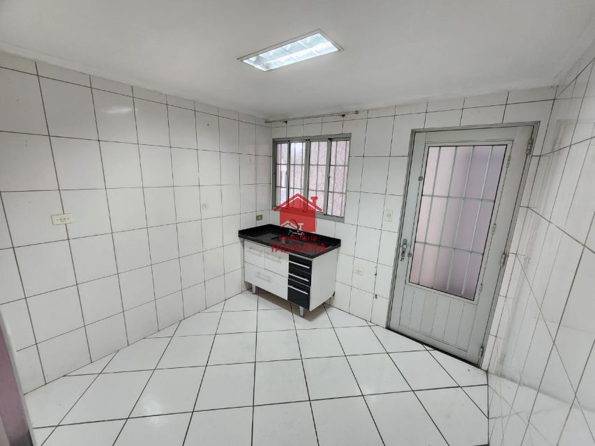 cb128d92-0311-4dbd-beb9-5ec8ac3cd8e2-TALAVERA SOBRADO Osvaldo Cruz 19201 02 dormitórios - 01 sala com 02 ambientes - cozinha - banheiro social - lavabo - área de serviço - laje com 25m² - 01 vaga.