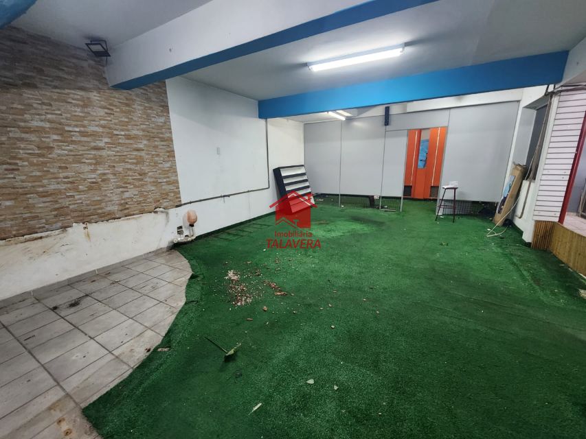 cdd7e7f2-5fe2-4e6a-af04-6541e201231a-TALAVERA COMERCIAL Osvaldo Cruz 20123 Salão Comercial 

Salões Principais 80 m²

Piso Superior 
02 banheiros 
03  salas 


Piso Inferior 
130m² 

02 banheiros 
03 salas 
01 corredor aberto 

Imovel fica muito bem localizado 

Vamos Visitar 