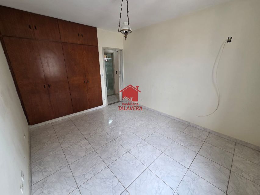 cea48922-7769-4207-9e9d-ad0312e3632f-TALAVERA APARTAMENTO Osvaldo Cruz 20652 Apartamento de 100m² com 03 dormitórios, 01 sala para 02 ambientes, 01 cozinha ,01 banheiro social,01 lavabo , 01 área de serviço, 01 vaga de garagem 

Imóvel fica bem localizado .

Vamos visitar?
