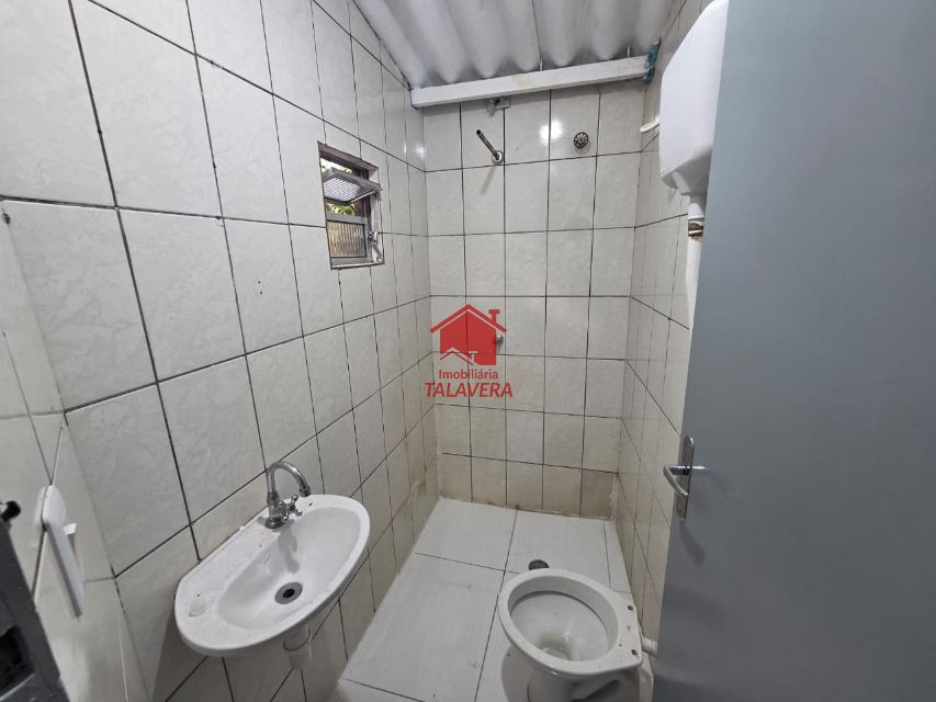 d1352256-e410-4e24-959a-edfb028ac33c-TALAVERA CASA Nova Gerty 21130 Casa Térrea  de 35m² com 02 dormitórios pequenos , 01 sala, 01 cozinha ,01 banheiro , 01 área de serviço.

Sem vaga de garagem 



Imóvel fica bem localizado  .

Vamos visitar?
