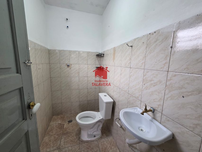 d33add10-edb4-47fe-afad-0dc48cee1978-TALAVERA CASA Nova Gerty 20909 Casa de 30m² com 01 dormitório,01 cozinha ,01 banheiro social, 01 área de serviço.




Imóvel fica bem localizado 



Vamos visitar?
