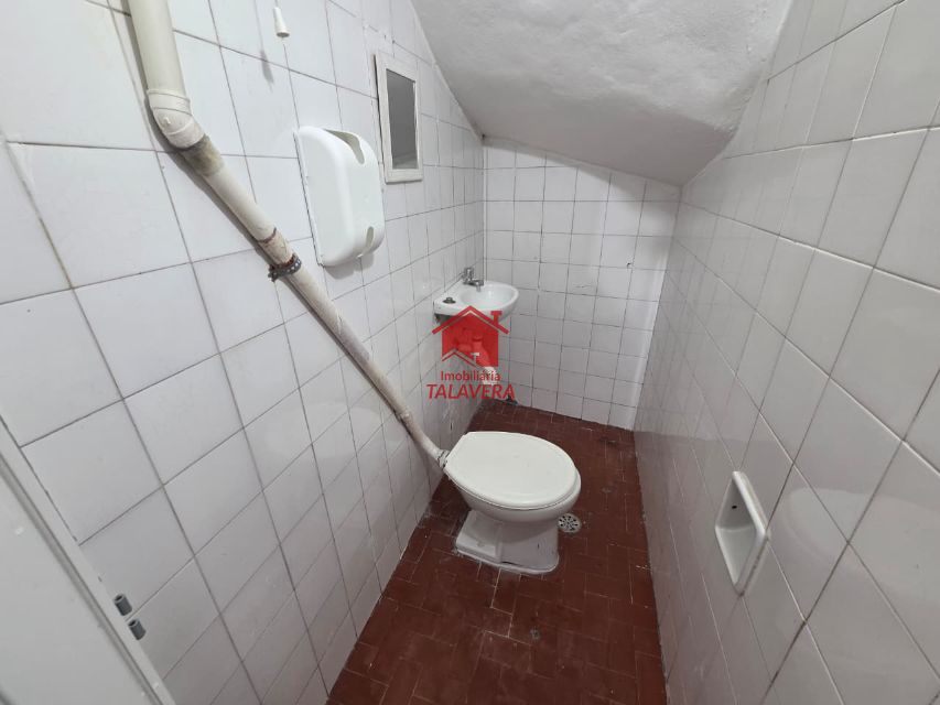 d68869dd-3f1e-4939-abea-c16b7b9ec44c-TALAVERA CASA Sao Jose 21110 Sobrado  de 100m² com 02 dormitórios, 01 sala , 01 cozinha ,01 banheiro social, 01 área de serviço, 01 lavabo , 01 vaga de garagem.

Imóvel fica bem localizado .

Vamos visitar?
