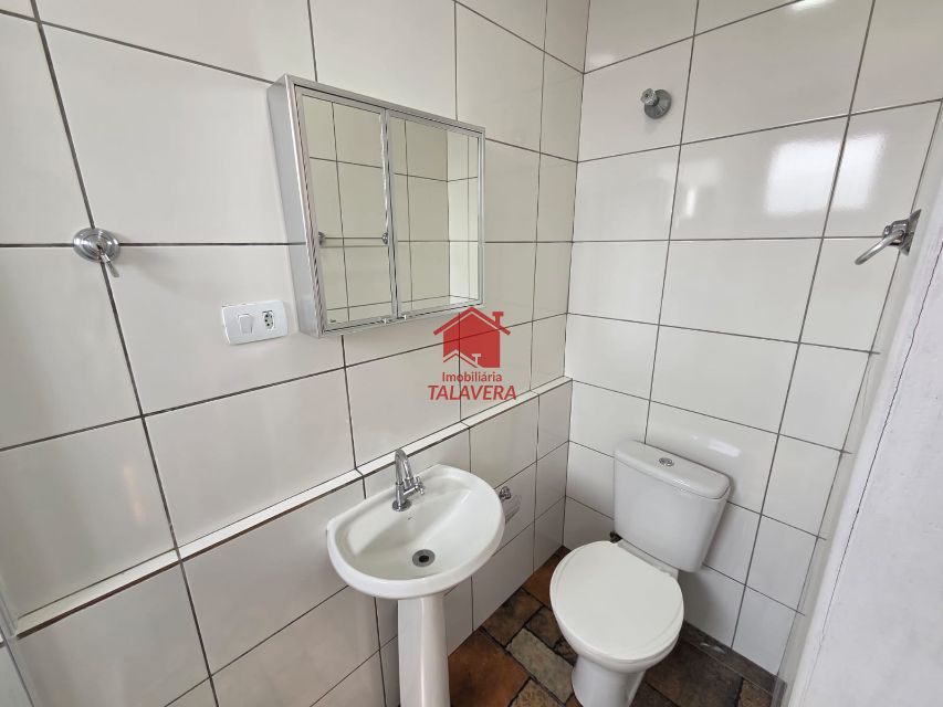 d7fa5fac-ea7d-4589-bb15-f73a4d00f565-TALAVERA CASA Nova Gerty 20525 Casa  Assobradada de 45m² com 01 dormitórios, 01 sala ,0 01 cozinha ,01 banheiro ,01 área de serviço e quintal 

Sem vaga de garagem 


total de 34 degraus 

Imóvel fica bem localizado .

Vamos visitar?
