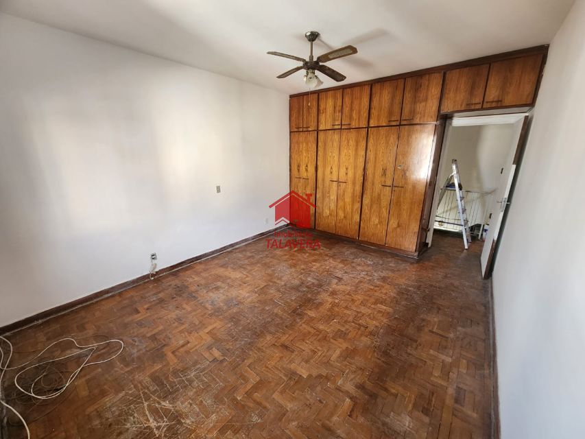 db730dc6-62de-484f-9176-2088c12861a0-TALAVERA CASA Osvaldo Cruz 19429 Sobrado  de 120m² com 03 dormitórios sendo 01 suíte, 01 sala, 01 cozinha ,01 banheiro social, 01 área de serviço, 01 quintal com churrasqueira, 03 vagas de garagem .

Imóvel fica bem localizado .

Vamos visitar?
