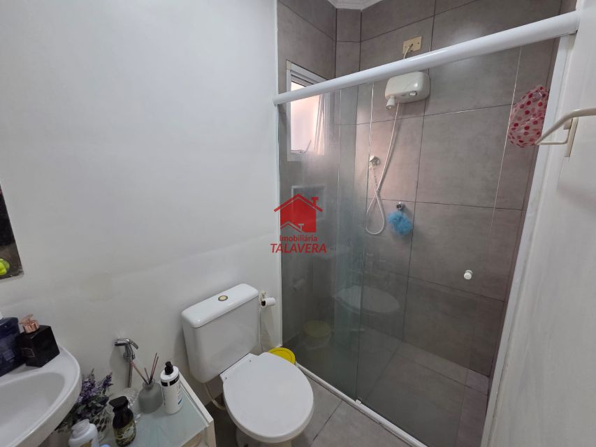 dd8a6061-fcac-4830-9ee5-0d4027786015-TALAVERA APARTAMENTO VILA VALPARAISO 21183 Apartamento de 100m² com 03 dormitórios sendo 01 suíte com sacada  , 01 sala para 02 ambientes, 01 cozinha planejada ,01 banheiro social ,01area de serviço ,02 vagas de garagem.

Diferenciais 

Rack, mesa com 06 cadeiras , armários, fogão, geladeira , micro-ondas, lavadora e mesa com 2 cadeiras 


Imóvel fica bem localizado 



Vamos visitar?
