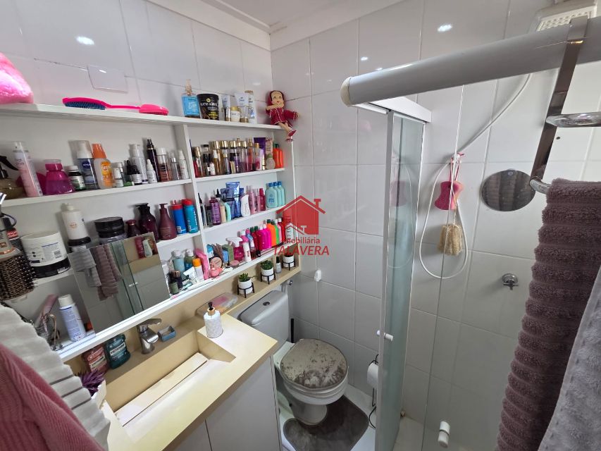 e5ab468b-3701-4b12-8acf-dcb8d204bf01-TALAVERA COBERTURA Nova Gerty 20604 Principais características:
177m toda planejada e ar condicionado nos cômodos com 04 dormitórios (02 suítes), sala 02 ambientes com sacada, cozinha, área de serviço, banheiro social, área gourmet com lavabo, quintal com 30m e 03 vagas. Prédio com elevador, salão de festas e academia.


Vamos Visitar??



