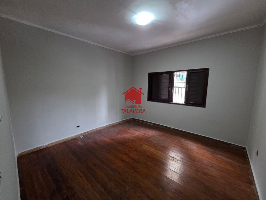 e71d7631-e2c3-4a59-a41d-d72b3c44d448-TALAVERA CASA Ceramica 20715 Térrea de 150m² com 03 dormitórios sendo 01 suíte , 01 sala, 01 cozinha ,01 banheiro social, 01 área de serviço com churrasqueira, 02 vagas de garagem 

Imóvel fica bem localizado 

Vamos visitar?

