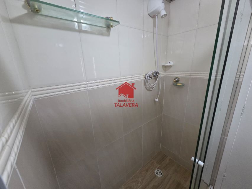 e90be394-8e1b-4ef7-8d71-8dccee994f95-TALAVERA APARTAMENTO Santa Paula 20971 Apartamento com 2 Dormitórios - 1 closet - 2 Banheiros, 1 Vaga, Área de Serviço, Armário Embutido, Armário de Cozinha, Closet, Cozinha, Elevador, Garagem Coberta, Interfone, Sala 2 ambientes, Salão de Festa, Salão de Jogos. 