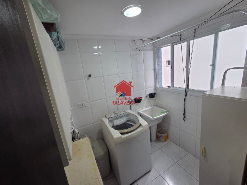 ea266714-07de-43dc-a114-dce8d4d2d159-TALAVERA APARTAMENTO Santa Maria 21028 Apartamento com 81,98m
02 dormitórios (01 suíte e sacada) - sala 02 ambientes com sacada - cozinha - banheiro social - área de serviço - 02 vagas.
Prédio com elevador - salão de festas - academia - quadra - churrasqueira.
