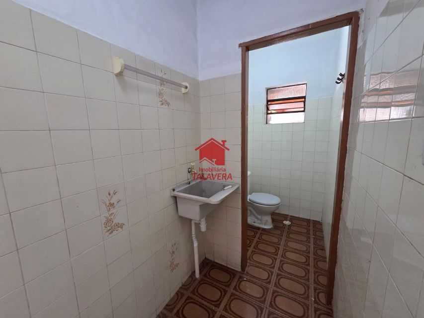 eb92004d-ef71-4cb3-9d1e-0288823b27fe-TALAVERA COMERCIAL Osvaldo Cruz 20473 Salão de 34 m²  com 01 Banheiro .




Imovel fica bemlocalizado 


Vamos visitar ?