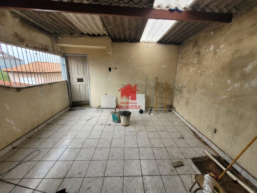 ec485ec0-2d08-4afb-a306-5b15b2a7b77d-TALAVERA CASA ASSOBRADADA Boa Vista 19127 Casa residencial ou comercial de 250m² com 04 dormitórios, 01 sala para 02 ambientes, 03 banheiro social, 01 área de serviço, sem vaga de garagem 

Imóvel fica bem localizado.

Vamos visitar?
