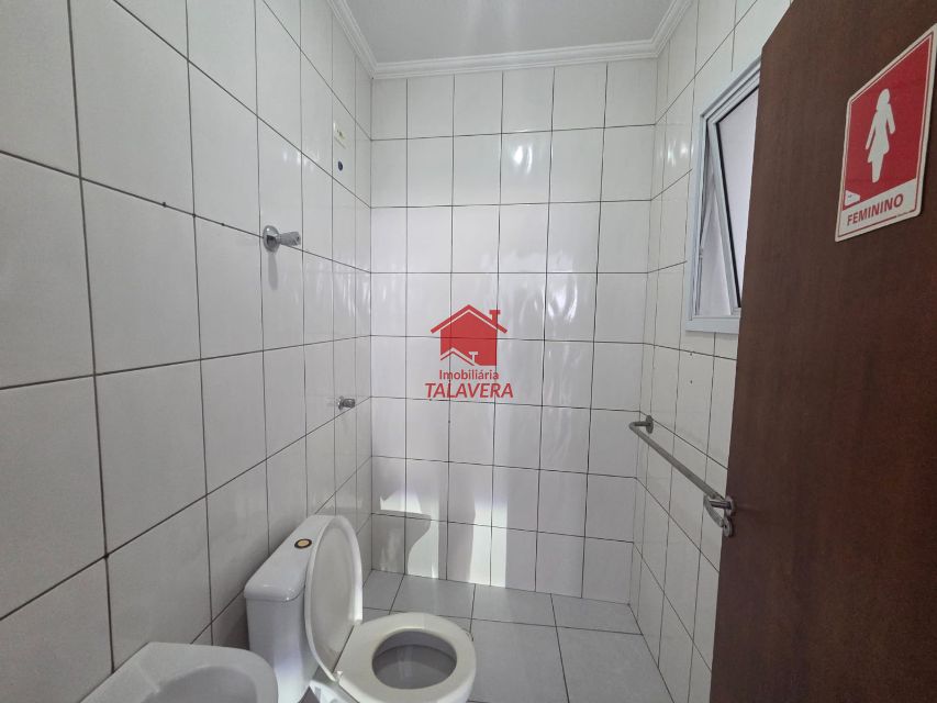 eda40bff-0b56-4a1c-8169-7f27259c0108-TALAVERA GALPAO Boa Vista 21118 Salão  Comercial!!

200 m², 01 Escritório pequeno, 01 Copa e 02 Banheiros. 



O imóvel encontra-se com fácil acesso a Todo Comércio da R. Boa Vista, poucos metros tem acesso a  Rua Visconde de Inhaúma e a Av. Presidente Kennedy. 

A região é ótima para você que busca praticidade, segurança e entretenimento, agende já uma visita!


Vamos visitar?
