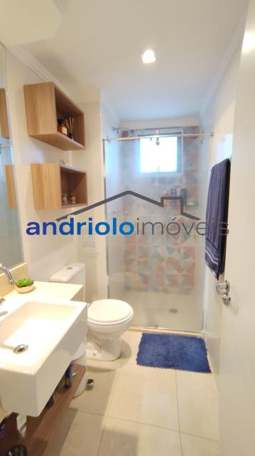 Maravilhoso apartamento em condomínio clube. Localizado na zona sul de São Paulo na Rua do Carreiro de Pedra. Apartamento com 121m², Reformado totalmente. Com 3 Dormitórios sendo 1 suíte, 2 Banheiros, 1 Sala, Lavabo, Cozinha, Sala de Jantar, Area de Serviço, Armários planejados, Closet, Escritório, cozinha conceito aberto, Fechadura eletrônica nas duas portas principais, Varanda gourmet, Churrasqueira, 2 vagas na garagem. Área comum com Piscinas sendo uma aquecida, playground, quadra poliesportiva, sala de ginástica, salões de festa, sauna, salão de jogos, brinquedoteca, bicicletário, assessoria esportiva. Condomínio com segurança patrimonial, elevadores, gerador, 2 portarias sendo uma de serviço e outra social, segurança e monitoramento por câmeras. Consumo de gás individualizado. Garantias Aceita para a locação: Seguro fiança ou titulo de capitalização a ser ofertado e analisado.
Não é permitido PET.