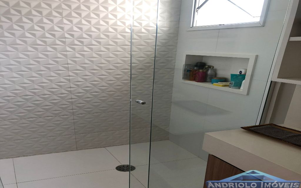 APARTAMENTO RESIDENCIAL em Condominio Clube de 121m²  com Area de Servico, Armario de Cozinha, Armario Embutido, Churrasqueira, Closet, Escritorio, Piscina, Playground, Quadra PoliEsportiva, Sala de Ginastica, Seguranca Patrimonial, Varanda, 2 Dormitórios, 2 Suites, 4 Banheiros, 2 Salas, 2 Garagem, 23 Quantidade de Andar, Lavabo, Cozinha, Garagem Rotativa, Salão de Festa, Elevador, Sauna, Salão de Jogos, 4 Quantidade por Andar, Interfone, Gerador. 