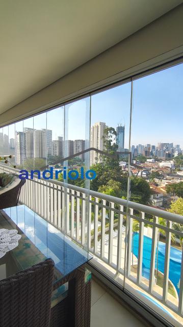 Excelente apartamento em condomínio fechado na Granja Julieta, com planta inteligente e ambientes amplos. Ideal para quem busca conforto, segurança e praticidade em uma das regiões mais valorizadas da zona sul de São Paulo.

3 dormitórios, todos suítes

5 banheiros (incluindo lavabo e WC de serviço)

2 salas (estar e jantar)

Terraço gourmet com churrasqueira

Cozinha planejada

Área de serviço com dependência de empregada

Closet

Armários embutidos

2 vagas cobertas

Infraestrutura do condomínio:

Portaria 24h

Segurança patrimonial

Piscina

Playground

Quadra poliesportiva

Sala de ginástica

Sauna

Salão de festas

Salão de jogos

Elevador

Gerador

Interfone

Características do prédio:

23 andares
4 apartamentos por andar

Localização privilegiada:
?  Próximo ao Shopping, escolas e transporte público
? Fácil acesso às principais vias da região

Agende sua visita