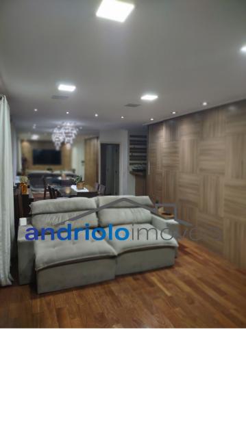Apartamento espaçoso e elegante em condomínio fechado na Granja Julieta. Planta bem distribuída, com excelente acabamento e varanda gourmet. Perfeito para quem busca conforto, lazer e segurança em localização privilegiada.

3 dormitórios, sendo 1 suíte com closet

4 banheiros (incluindo lavabo)

2 salas (estar e jantar)

Cozinha planejada com armários

Área de serviço

Terraço gourmet com churrasqueira

Varanda

Sacada

Armários embutidos

2 vagas cobertas de garagem + garagem rotativa para visitantes

Lazer e estrutura do condomínio: assessoria esportiva

Portaria 24h e segurança patrimonial

Piscina

Playground

Quadra poliesportiva

Sala de ginástica

Sauna

Salão de festas

Salão de jogos

Elevador

Interfone

Gerador

Detalhes do prédio:

23 andares

4 apartamentos por andar

Localização excelente:
? Próximo ao Shopping
? Perto de escolas e transporte público
? Fácil acesso às principais vias

Agende uma visita