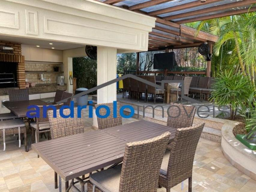 APARTAMENTO RESIDENCIAL 116m²  Perto de escolas, Perto de transporte público, Perto de vias de acesso, Portaria 24h, Area de Servico, Armario de Cozinha, Armario Embutido, Churrasqueira, Mobiliado, Piscina, Playground, Quadra PoliEsportiva, Sala de Jantar, Seguranca Patrimonial, Varanda, WC Empregada, 3 Dormitórios, 2 Suites, 4 Banheiros, 3 Salas, 3 Vagas, 3 Garagem, 20 Quantidade de Andar, Ar Condicionado, Lavabo, Cozinha, Sacada, Garagem Rotativa, Salão de Festa, Elevador, Salão de Jogos, 4 Quantidade por Andar, Interfone, Gerador, Vaga Coberta. 