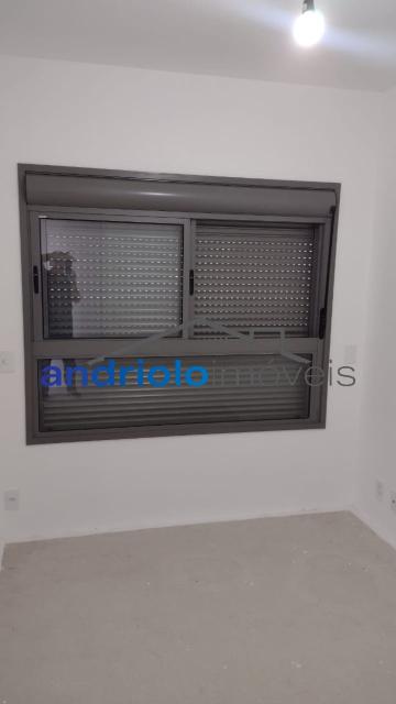 Condomínio Hi View Alto da Boa Vista.
Rua Coronel Luiz Barroso, 566.  
-95,85 metros.
-1 suíte com sacada.
-1 dormitório.
-1 lavabo.
-Total de 3 banheiros.
-5 elevadores por andar. Sendo 3 elevadores no Hall desta unidade.
-1 vaga de garagem livre. Não precisa de manobrista.
-Lazer completo.
-Sol da manhã.
-Pé direito duplo no Hall Social na entrada do Condomínio.
-11° andar.
-Vista para Granja Julieta, Parque Severo Gomes e Av Engenheiro Luiz Carlos Berrini.
-7 minutos a pé do metrô Adolfo Pinheiro, distância de 550 metros.
-9 minutos a pé do metrô Alto da Boa Vista, distância de 650 metros.
-IPTU R$ 146,46
-Condomínio R$ 611,28
-Implantação do sistema de segurança R$ 214,43