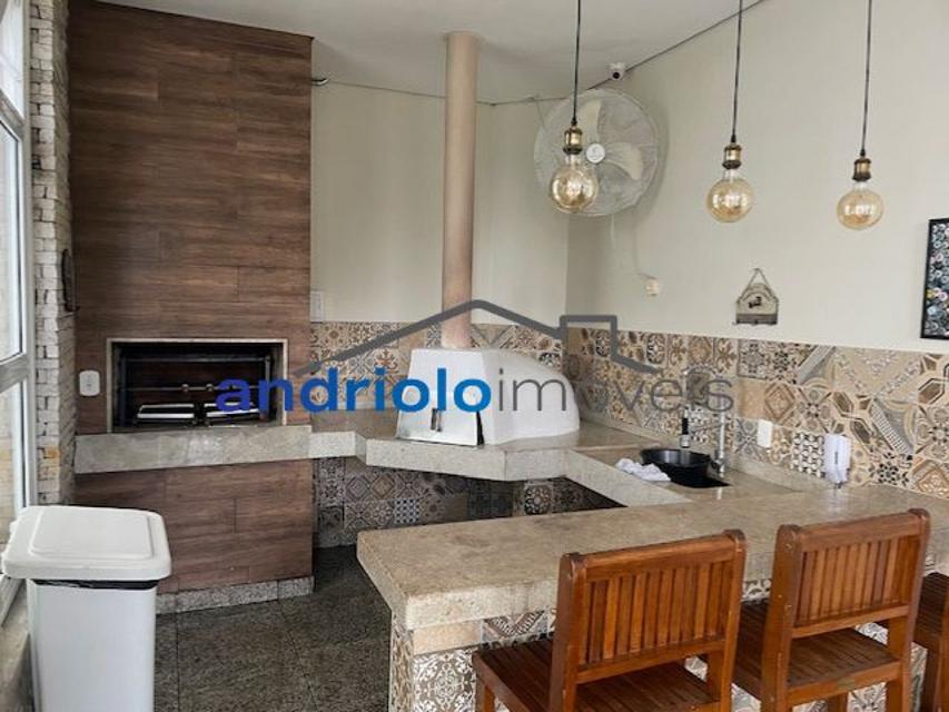 Apartamento sofisticado e mobiliado com requinte em condomínio fechado, ideal para quem busca conforto, praticidade e excelente localização. Com ambientes amplos, modernos e muito bem distribuídos, o imóvel oferece varanda gourmet , churrasqueira a carvão, terraço gourmet e ar-condicionado na varanda, sala e suite.
São 3 dormitórios, todos suítes, além de closet, escritório, lavabo, ampla sala de jantar e estar aconchegantes para receber familiares e amigos com muito estilo. A cozinha conta com armários planejados, área de serviço funcional.
O apartamento possui 2 vagas cobertas, depósito no subsolo e está localizado em andar alto.
O condomínio oferece infraestrutura completa com portaria 24 horas, piscina, sauna, salão de festas, salão de jogos, quadra poliesportiva, enfim lazer completo.
Localização privilegiada, próximo a shopping centers, escolas, transporte público e importantes vias de acesso.