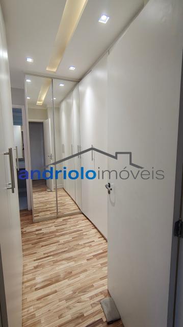 Maravilhoso apartamento em condomínio clube. Localizado na zona sul de São Paulo na Rua do Carreiro de Pedra. Apartamento com 121m², Reformado totalmente. Com 3 Dormitórios sendo 1 suíte, 2 Banheiros, 1 Sala, Lavabo, Cozinha, Sala de Jantar, Area de Serviço, Armários planejados, Closet, Escritório, cozinha conceito aberto, Fechadura eletrônica nas duas portas principais, Varanda gourmet, Churrasqueira, 2 vagas na garagem. Área comum com Piscinas sendo uma aquecida, playground, quadra poliesportiva, sala de ginástica, salões de festa, sauna, salão de jogos, brinquedoteca, bicicletário, assessoria esportiva. Condomínio com segurança patrimonial, elevadores, gerador, 2 portarias sendo uma de serviço e outra social, segurança e monitoramento por câmeras. Consumo de gás individualizado. Garantias Aceita para a locação: Seguro fiança ou titulo de capitalização a ser ofertado e analisado.
Não é permitido PET.