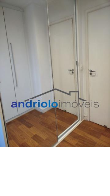 Apartamento espaçoso e elegante em condomínio fechado na Granja Julieta. Planta bem distribuída, com excelente acabamento e varanda gourmet. Perfeito para quem busca conforto, lazer e segurança em localização privilegiada.

3 dormitórios, sendo 1 suíte com closet

4 banheiros (incluindo lavabo)

2 salas (estar e jantar)

Cozinha planejada com armários

Área de serviço

Terraço gourmet com churrasqueira

Varanda

Sacada

Armários embutidos

2 vagas cobertas de garagem + garagem rotativa para visitantes

Lazer e estrutura do condomínio: assessoria esportiva

Portaria 24h e segurança patrimonial

Piscina

Playground

Quadra poliesportiva

Sala de ginástica

Sauna

Salão de festas

Salão de jogos

Elevador

Interfone

Gerador

Detalhes do prédio:

23 andares

4 apartamentos por andar

Localização excelente:
? Próximo ao Shopping
? Perto de escolas e transporte público
? Fácil acesso às principais vias

Agende uma visita