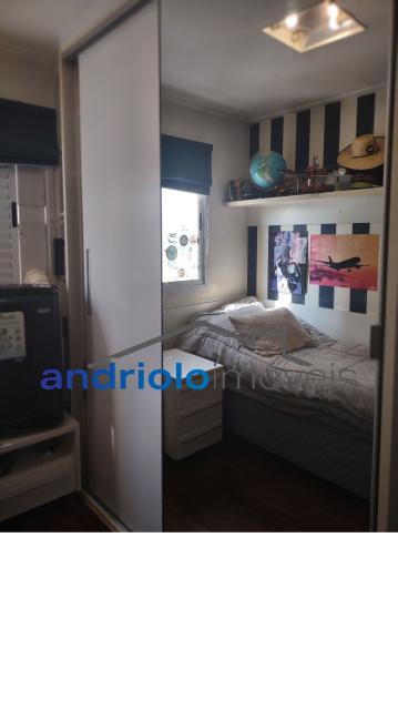 Apartamento espaçoso e elegante em condomínio fechado na Granja Julieta. Planta bem distribuída, com excelente acabamento e varanda gourmet. Perfeito para quem busca conforto, lazer e segurança em localização privilegiada.

3 dormitórios, sendo 1 suíte com closet

4 banheiros (incluindo lavabo)

2 salas (estar e jantar)

Cozinha planejada com armários

Área de serviço

Terraço gourmet com churrasqueira

Varanda

Sacada

Armários embutidos

2 vagas cobertas de garagem + garagem rotativa para visitantes

Lazer e estrutura do condomínio: assessoria esportiva

Portaria 24h e segurança patrimonial

Piscina

Playground

Quadra poliesportiva

Sala de ginástica

Sauna

Salão de festas

Salão de jogos

Elevador

Interfone

Gerador

Detalhes do prédio:

23 andares

4 apartamentos por andar

Localização excelente:
? Próximo ao Shopping
? Perto de escolas e transporte público
? Fácil acesso às principais vias

Agende uma visita