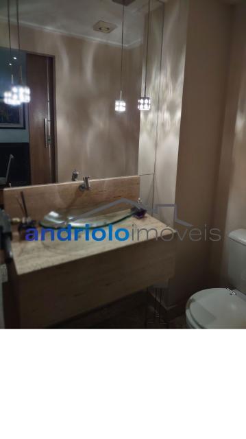 Apartamento espaçoso e elegante em condomínio fechado na Granja Julieta. Planta bem distribuída, com excelente acabamento e varanda gourmet. Perfeito para quem busca conforto, lazer e segurança em localização privilegiada.

3 dormitórios, sendo 1 suíte com closet

4 banheiros (incluindo lavabo)

2 salas (estar e jantar)

Cozinha planejada com armários

Área de serviço

Terraço gourmet com churrasqueira

Varanda

Sacada

Armários embutidos

2 vagas cobertas de garagem + garagem rotativa para visitantes

Lazer e estrutura do condomínio: assessoria esportiva

Portaria 24h e segurança patrimonial

Piscina

Playground

Quadra poliesportiva

Sala de ginástica

Sauna

Salão de festas

Salão de jogos

Elevador

Interfone

Gerador

Detalhes do prédio:

23 andares

4 apartamentos por andar

Localização excelente:
? Próximo ao Shopping
? Perto de escolas e transporte público
? Fácil acesso às principais vias

Agende uma visita