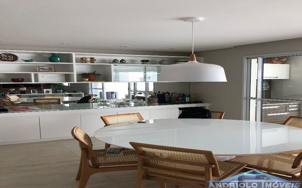 APARTAMENTO RESIDENCIAL em Condominio Clube de 121m²  com Area de Servico, Armario de Cozinha, Armario Embutido, Churrasqueira, Closet, Escritorio, Piscina, Playground, Quadra PoliEsportiva, Sala de Ginastica, Seguranca Patrimonial, Varanda, 2 Dormitórios, 2 Suites, 4 Banheiros, 2 Salas, 2 Garagem, 23 Quantidade de Andar, Lavabo, Cozinha, Garagem Rotativa, Salão de Festa, Elevador, Sauna, Salão de Jogos, 4 Quantidade por Andar, Interfone, Gerador. 